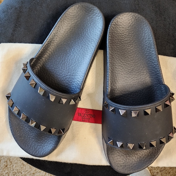 Valentino Garavani Rockstud sandal with box and dust bag, size 36 (US 6) - Picture 7 of 16